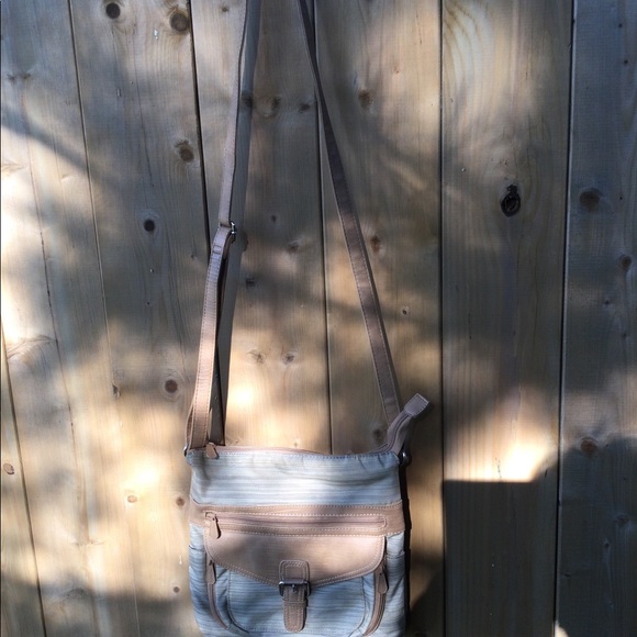 CLEARANCE: MultiSac Crossbody Purse - Picture 9 of 12